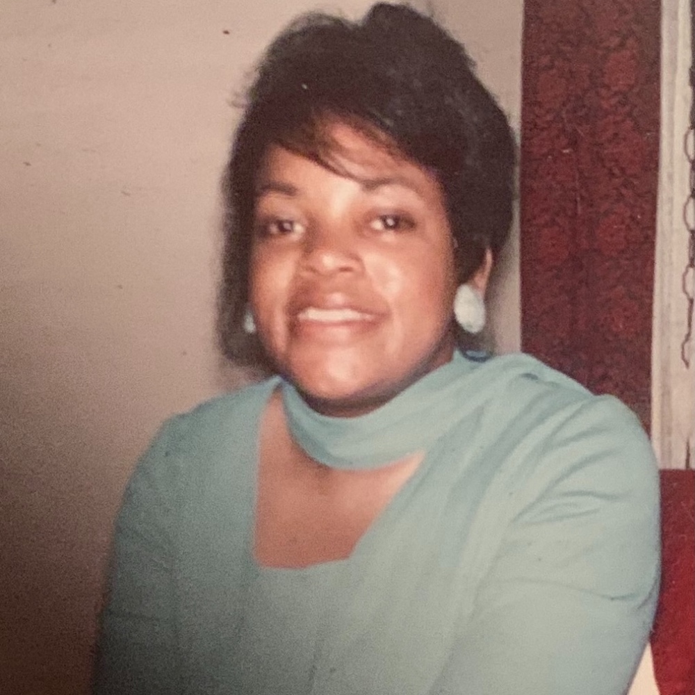 Meet your Posher, Juanita